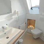 آربورت فاشن فندق