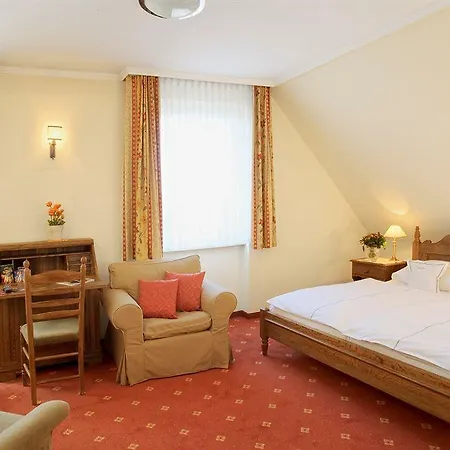 Airport Fashion Hotel