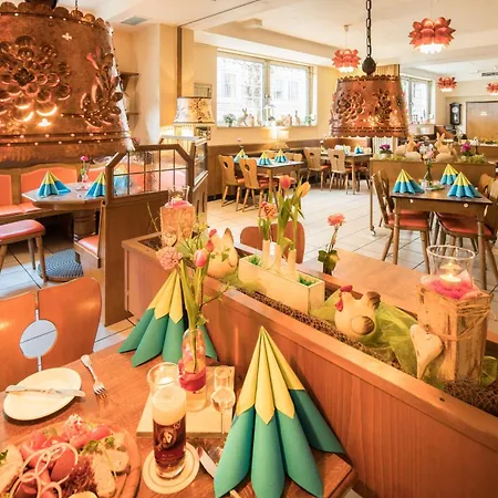 Airport Fashion Hotell 3*