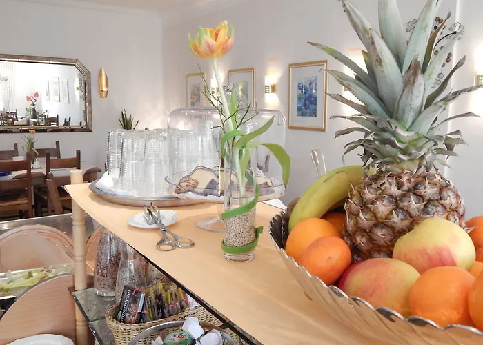 Airport Fashion Hotell 3*