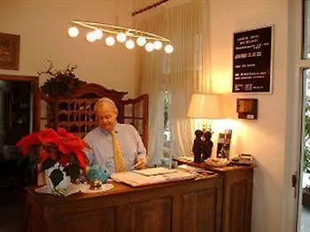 エアポート ファッション ホテル 3*