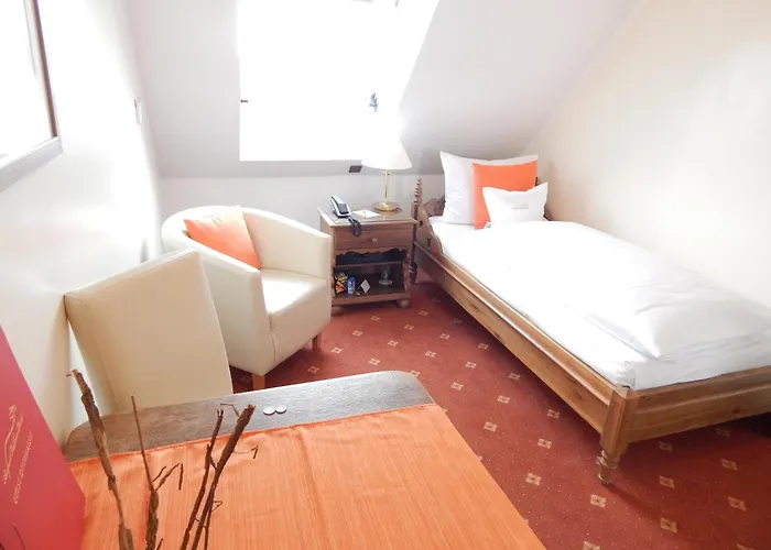 Airport Fashion Hotel 3*